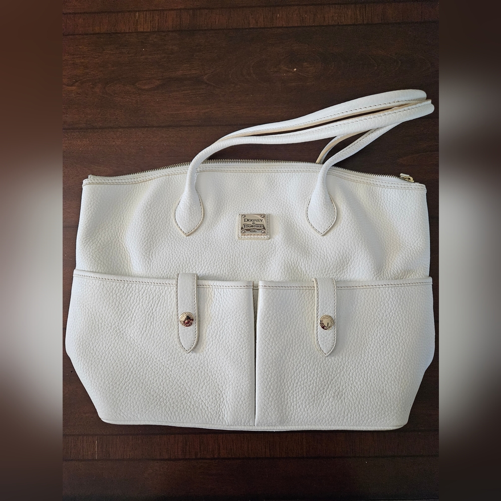 Dooney & Bourke Tote Shoulder bag purse
